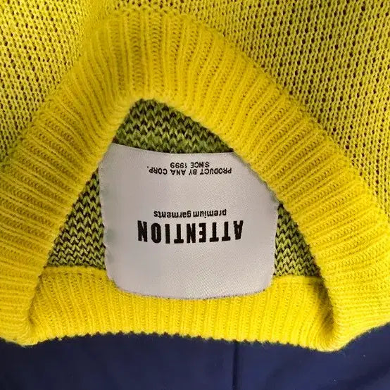 [BUNJANG] Attention Premium Yellow Knit Sweatshirt Sweater Big Logo / attention premium 옐로우 니트 맨투맨 스웨터 빅로고