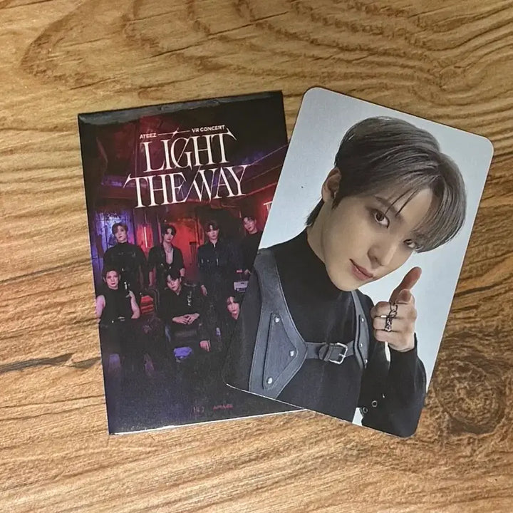 [BUNJANG] ATEEZ VR Yoohyun 1st Week Photocard + Ticket / 에이티즈 VR 윤호 1주차 포카+티켓