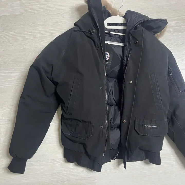 [BUNJANG] Canada Goose Short Padded Jacket (Size S) / 캐나다구스 숏패딩 s