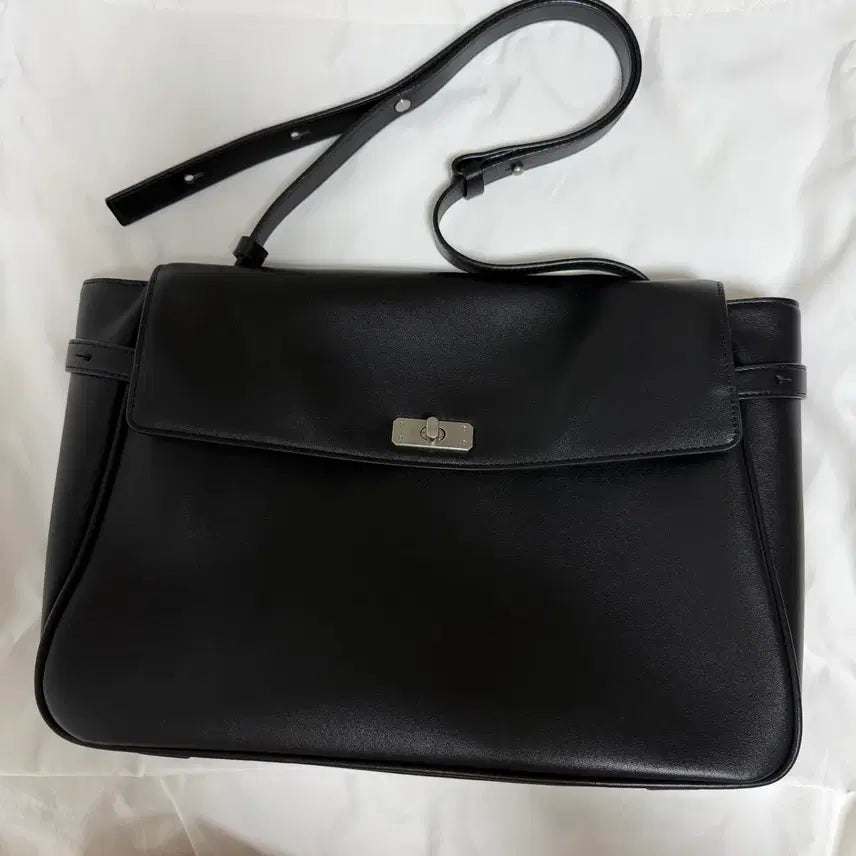 [BUNJANG] Ang.SUi Orra Satchel Bag Black / 앙수이 오르 사첼백 블랙