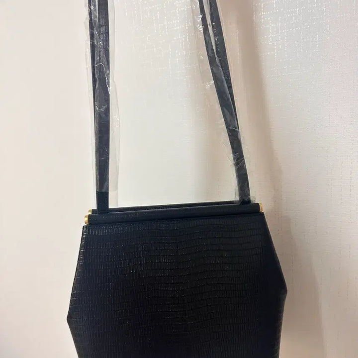 [BUNJANG] Herve Leger Kate Bag Black Lizard / 에르베 케이트백 블랙 리자드 새상품