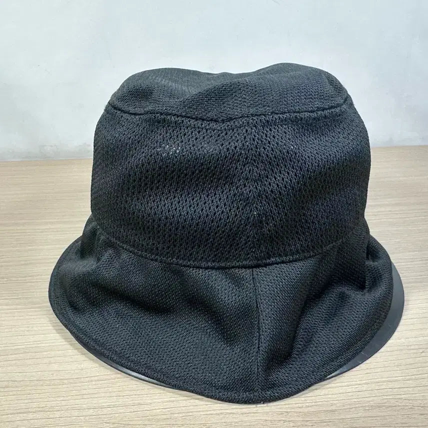 [BUNJANG] COS Bucket Hat Black / COS 벙거지모자
