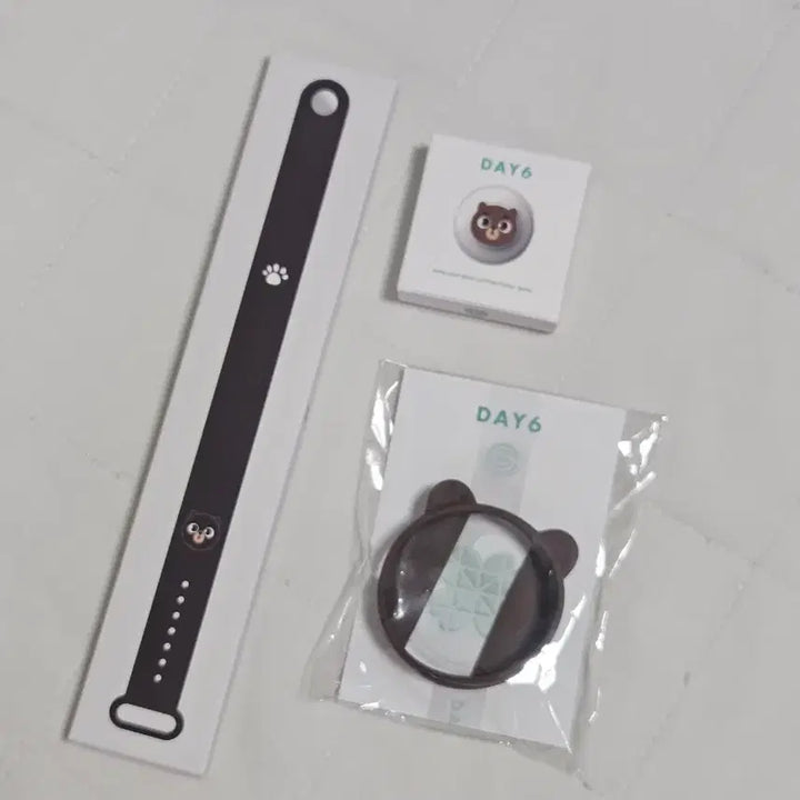 [BUNJANG] DAY6 Made Watch Denimals Strap &amp; Ring Cover - Bang Bundle Set / 마데워치 데니멀즈 방 풀세트
