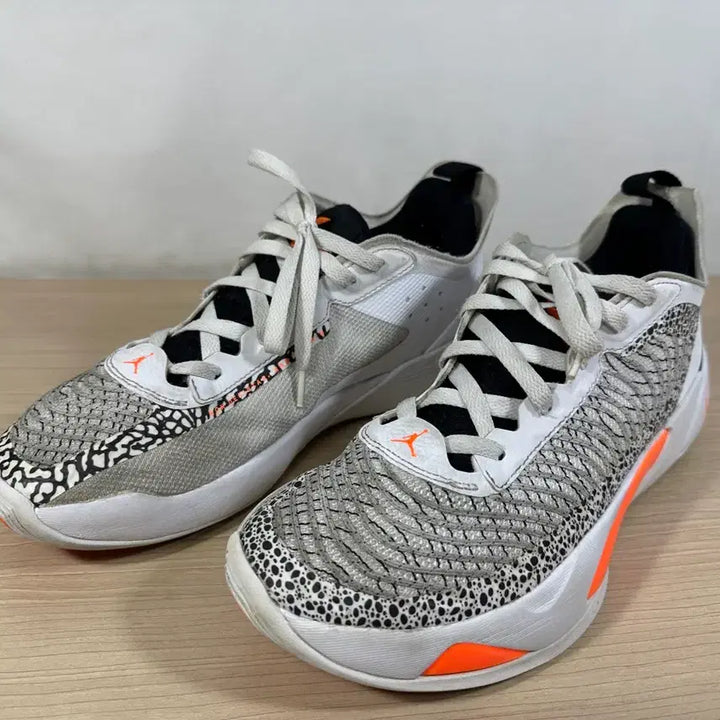 [BUNJANG] Nike Jordan Luka Basketball Shoes 270 / 나이키 조던 루카 농구화  270