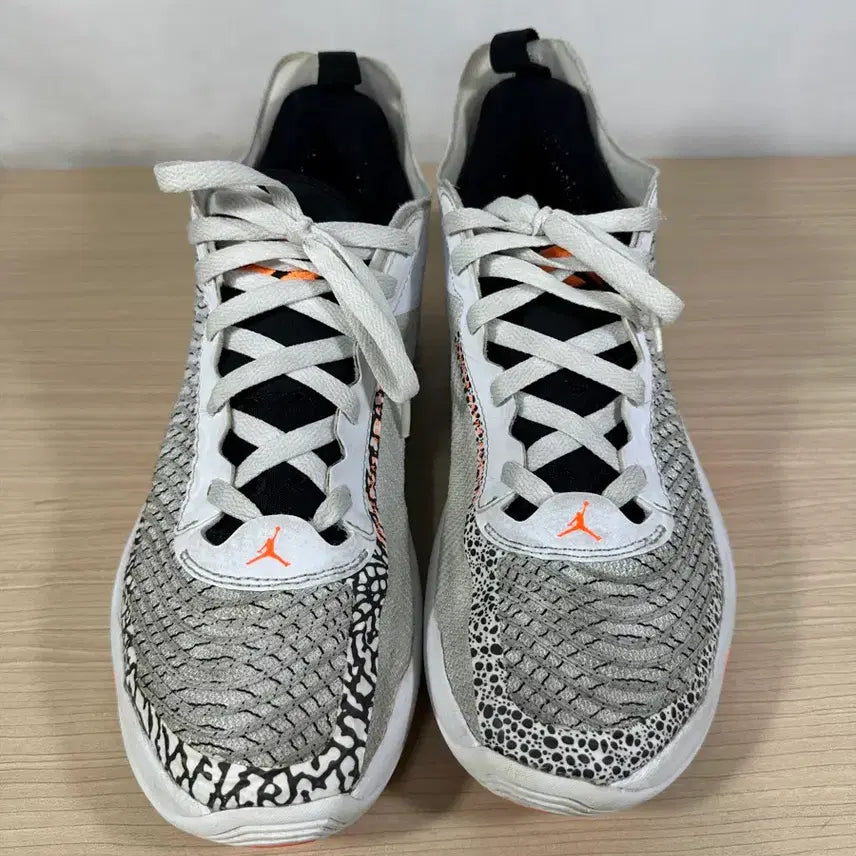 [BUNJANG] Nike Jordan Luka Basketball Shoes 270 / 나이키 조던 루카 농구화  270