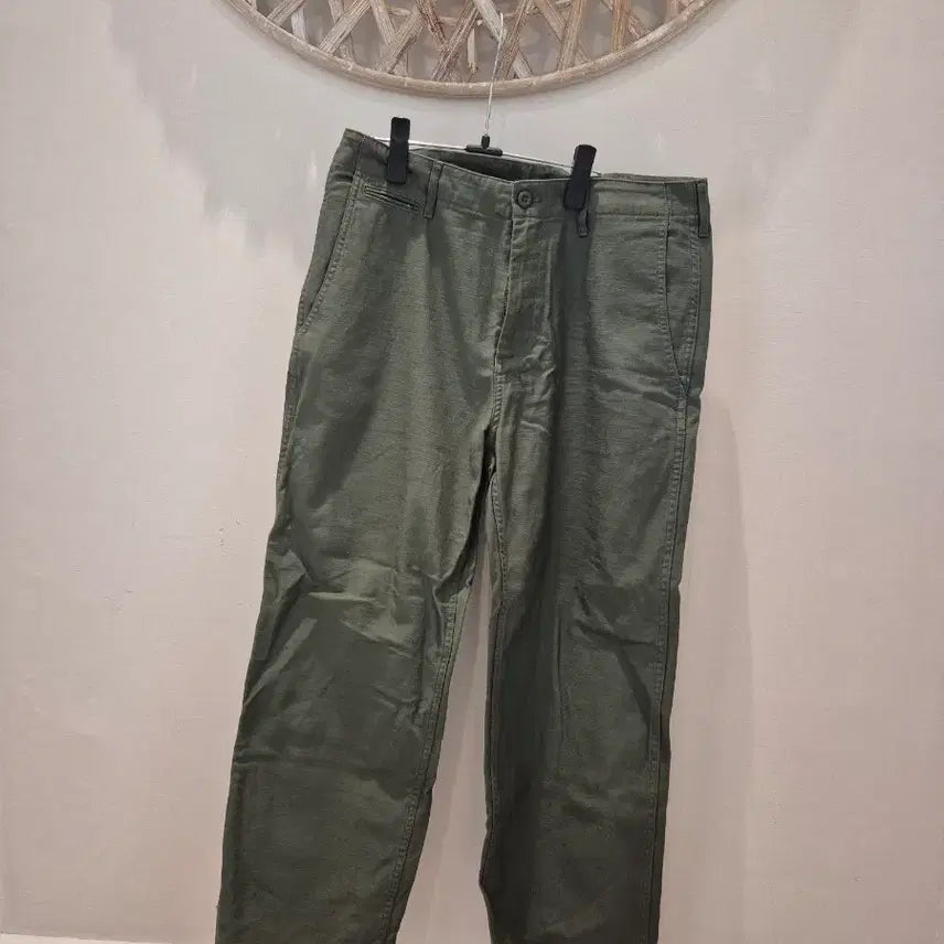 [BUNJANG] Musinsa Standard Back Satin Officer Pants / 무신사스탠다드 백 사틴  오피서 팬츠 32