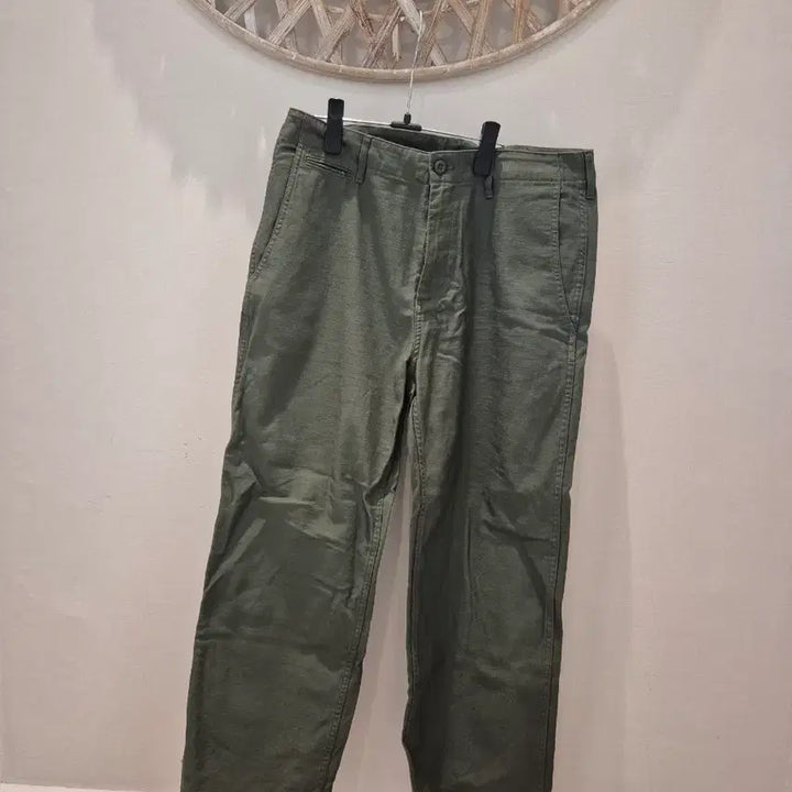 [BUNJANG] Musinsa Standard Back Satin Officer Pants / 무신사스탠다드 백 사틴  오피서 팬츠 32