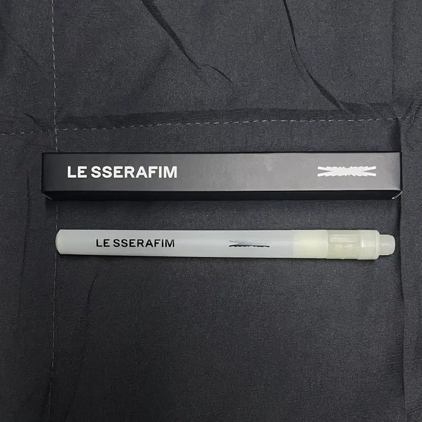[BUNJANG] LE SSERAFIM Official Lightstick / 르세라핌 공방 라이트스틱 응원봉