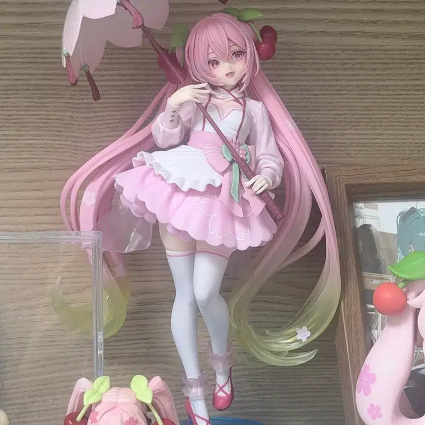 [BUNJANG] Sakura Miku Figure / 사쿠라 미쿠 피규어