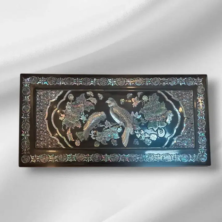[BUNJANG] Antique Mother-of-Pearl Inlaid Lacquerware Box with Peony and Parrot Motif / 골동품 나전칠기 모란의조문 합