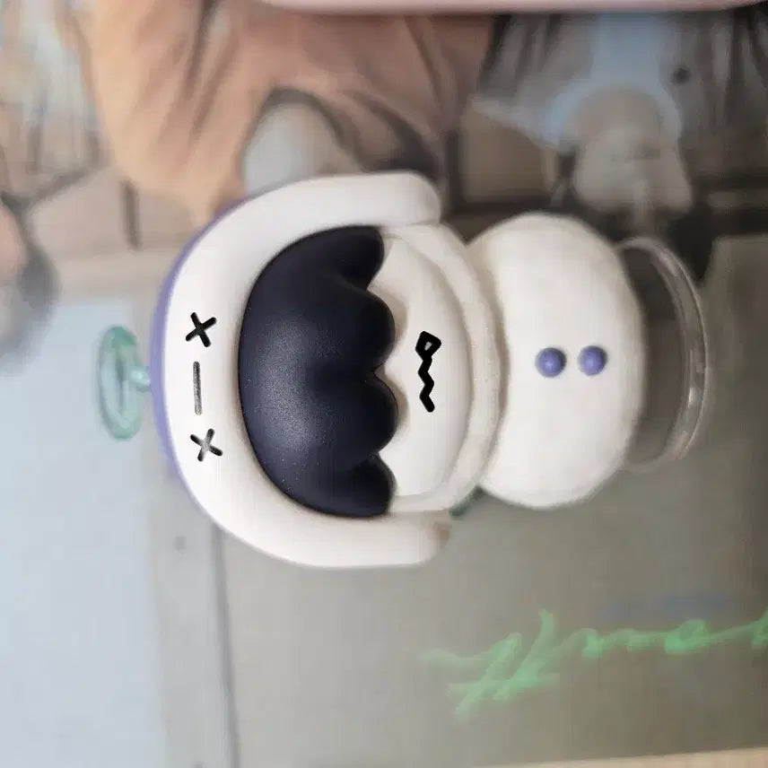 [BUNJANG] TXT Hueningkai Holiday Figure Unsealed / 뿔바투 투바투 흠냐링 휴닝카이 홀리데이 피규어 (개봉상품)
