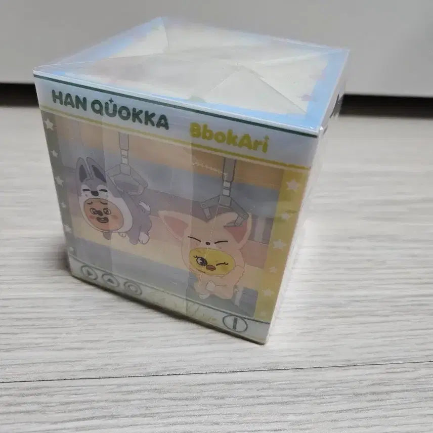 [BUNJANG] Stray Kids Toy World Japan Memo Cube Post-it / 스트레이키즈 스키즈 스키주 토이월드 일본 메모큐브 포스트잇