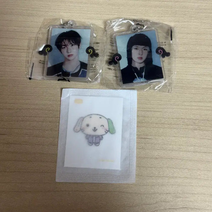 [BUNJANG] NCT WISH Seven Eleven MelPOP Anterros Ryo Sakurda Keyring Ttibu Seal / 엔시티 위시 세븐일레븐 멜론팝 안테로스 료 사쿠야 키링 띠부씰