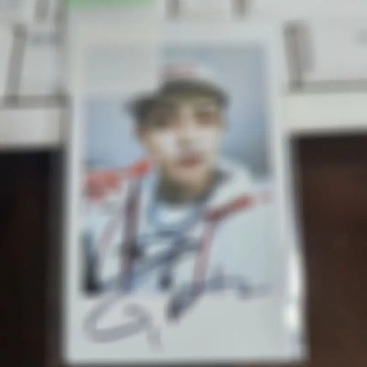 [BUNJANG] ATEEZ Hongjoong Signed Polaroids / 에이티즈 홍중 싸인 폴라