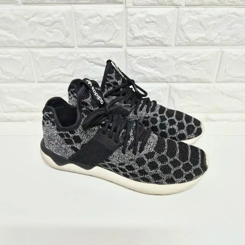 [BUNJANG] Adidas Tubular Runner Primeknit Shoes / 아디다스 270 튜블라 러너 프라임니트