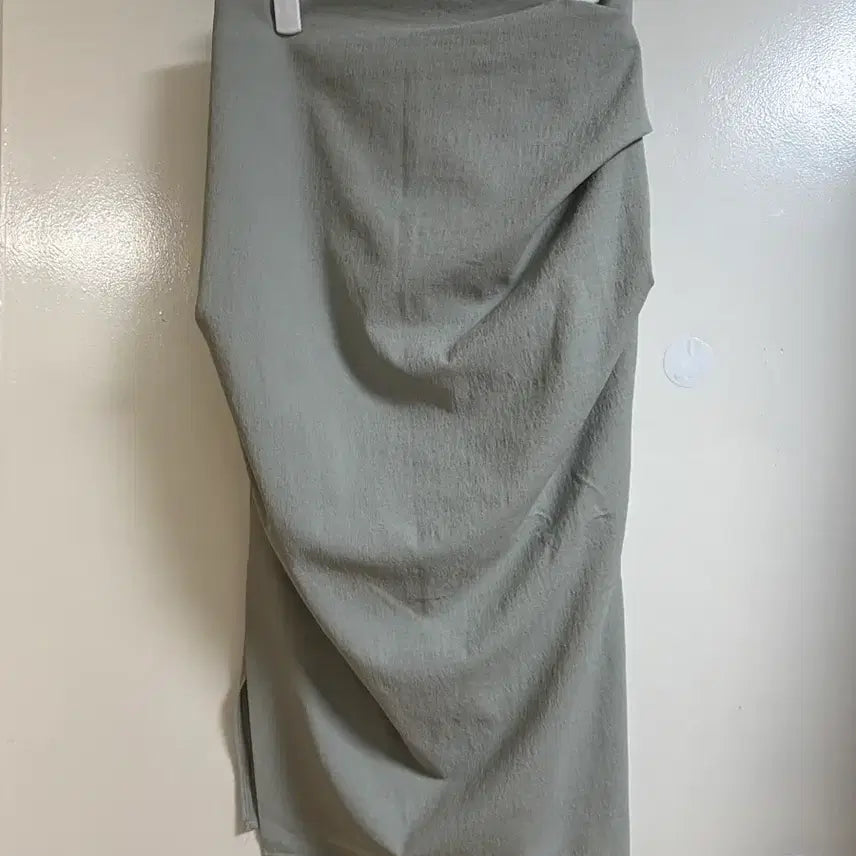 [BUNJANG] Naive Silhouette Shirring Midi Skirt (M) / 나이브실루엣 셔링 스커트 M