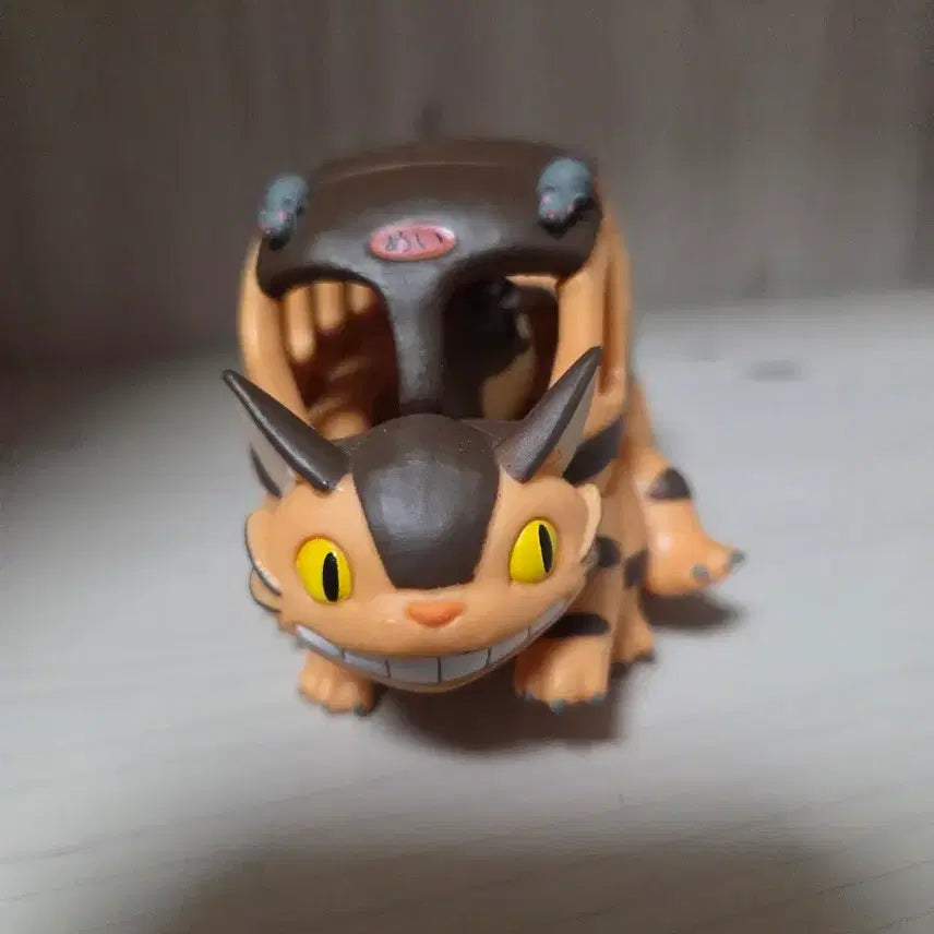 [BUNJANG] My Neighbor Totoro Catbus Figure / 이웃집 토토로 고양이 버스 피규어
