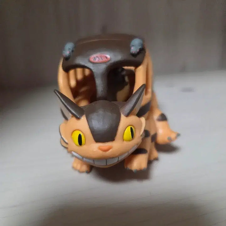 [BUNJANG] My Neighbor Totoro Catbus Figure / 이웃집 토토로 고양이 버스 피규어