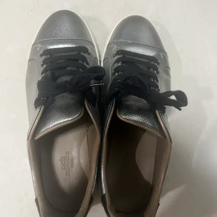 [BUNJANG] Hermes Genuine Leather Sneakers / 정품 에르메스 스니커즈