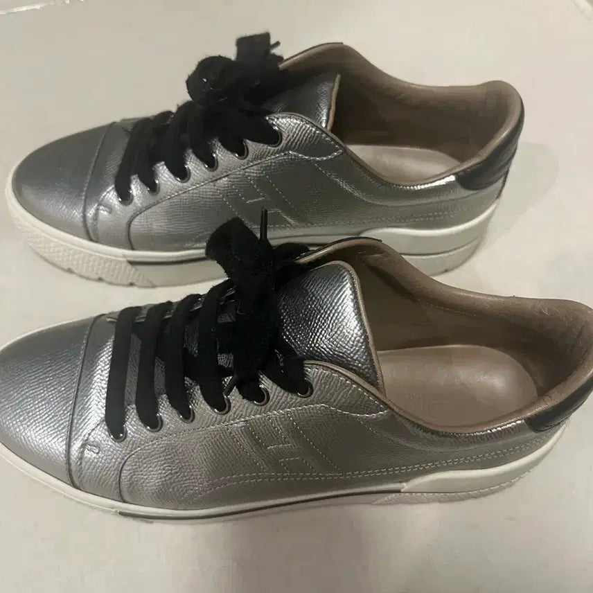 [BUNJANG] Hermes Genuine Leather Sneakers / 정품 에르메스 스니커즈