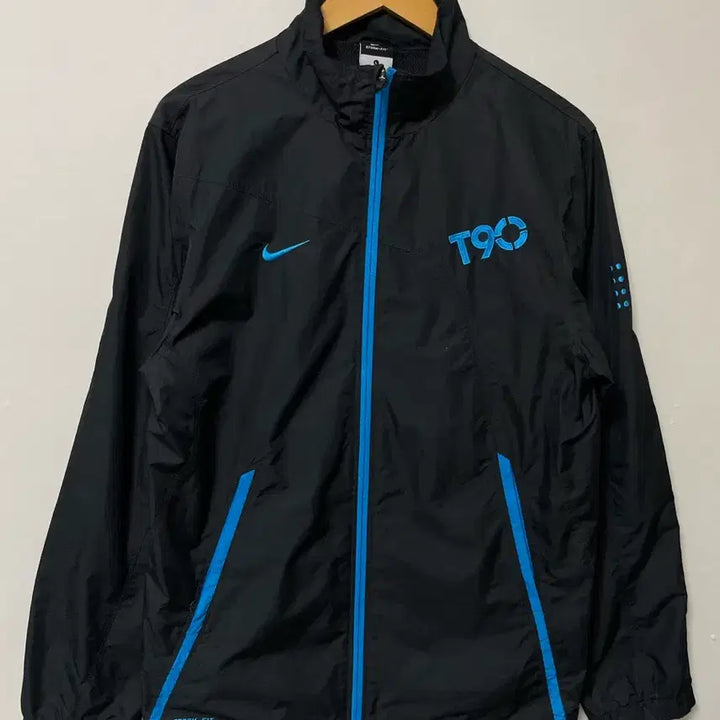 [BUNJANG] Nike T90 Swoosh Dri-FIT Windbreaker Jacket / 100 나이키 스우시 드라이핏 T90 바람막이 자켓 정품