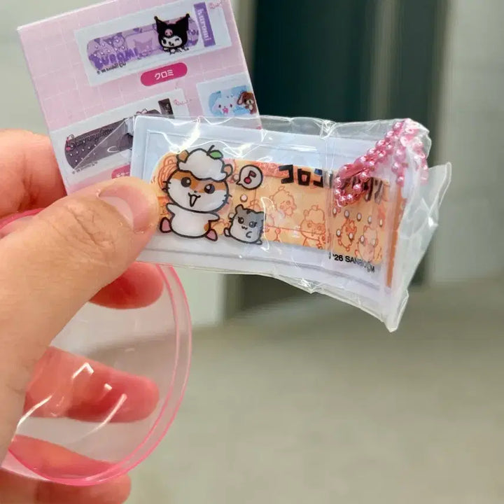 [BUNJANG] Sanrio Corocorokuririn Band-Aid Keyring / 산리오 코로코로쿠리링 반창고 키링 새상품