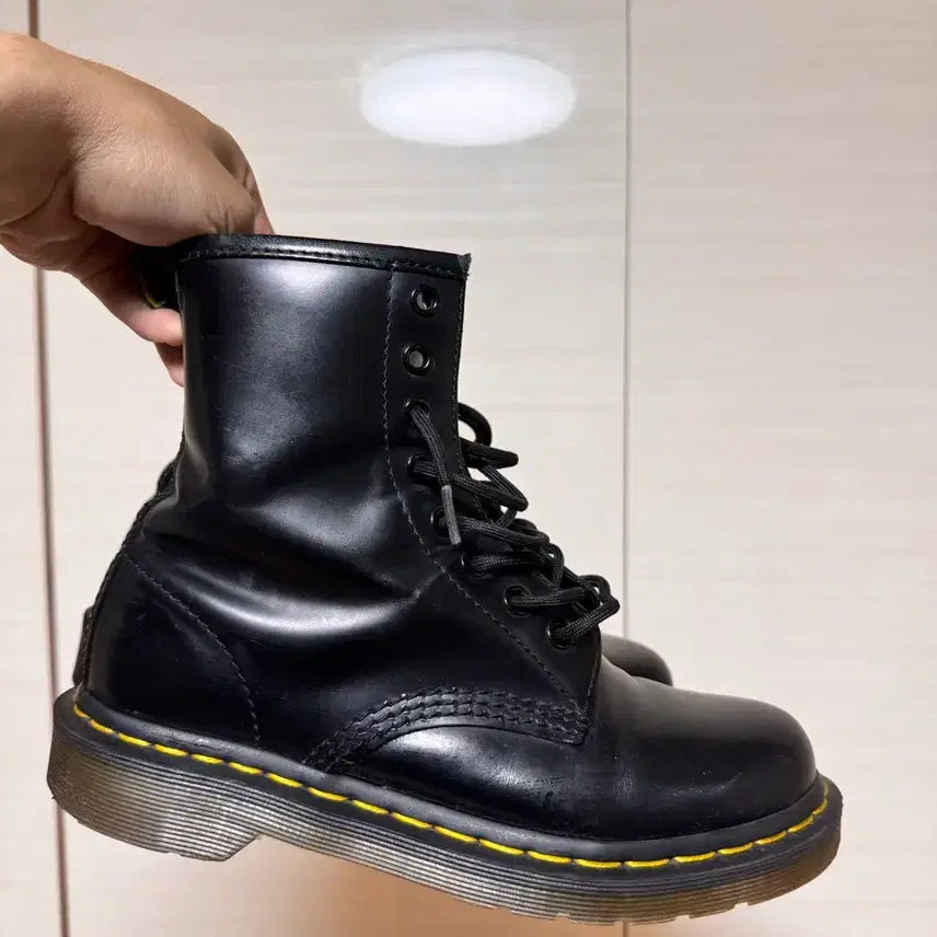 [SOLD OUT] 닥터마틴 부츠 250