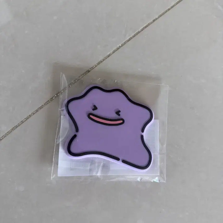 [BUNJANG] Pokemon Metamon Transformation Metal Charm Badge &amp; Lip Pouch Bundle Set / 메타몽 손거울