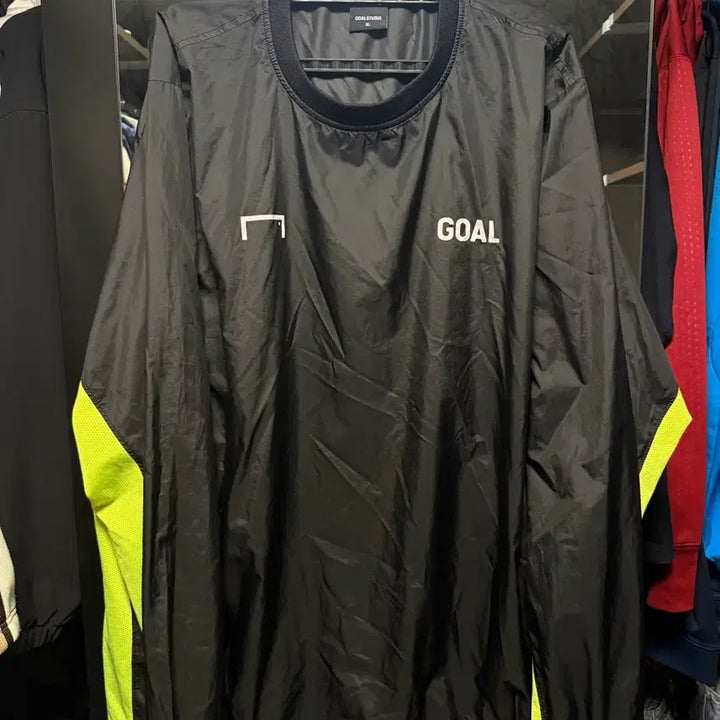 [BUNJANG] GO STUDIO Windbreaker Warm-up XL (110) Black/Neon Yellow / 골스튜디오 바람막이 웜업 XL(110) 블랙/형광 옐로우