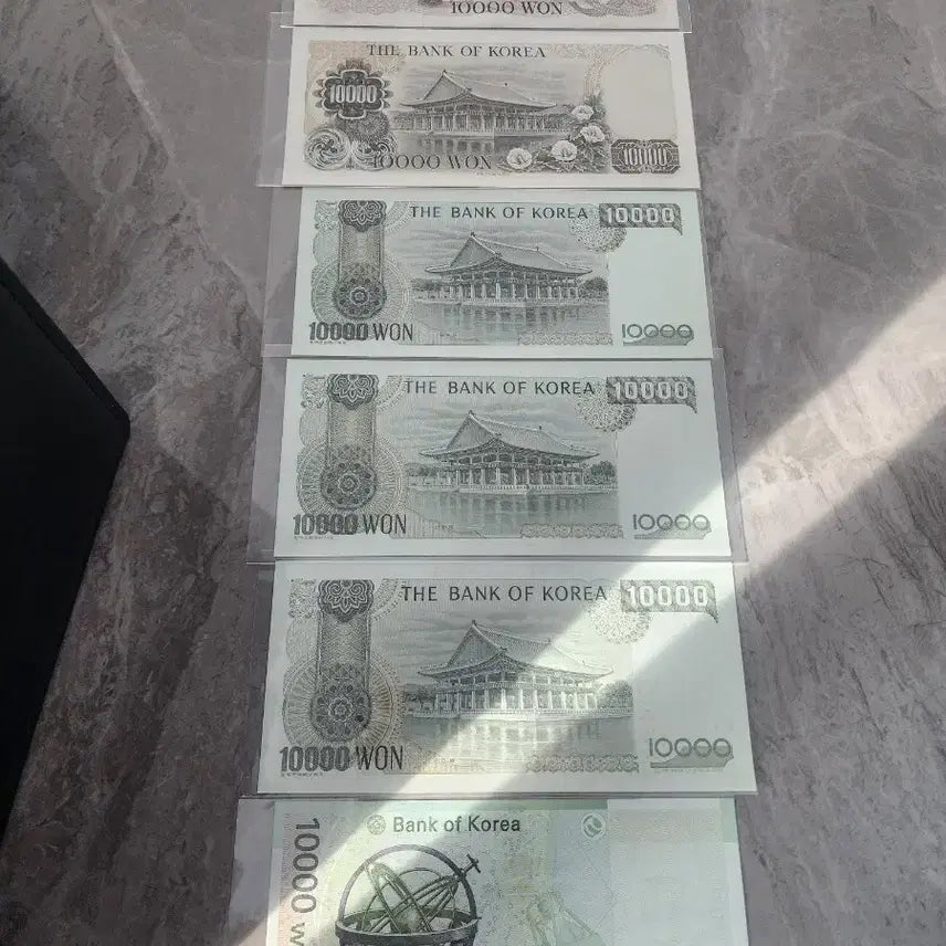 [BUNJANG] Bank of Korea 10,000 Won Banknote Set (6 Types) / [미사용]한국은행 옛날지폐 만원권 화폐세트 6종 옛날돈 1~6차권