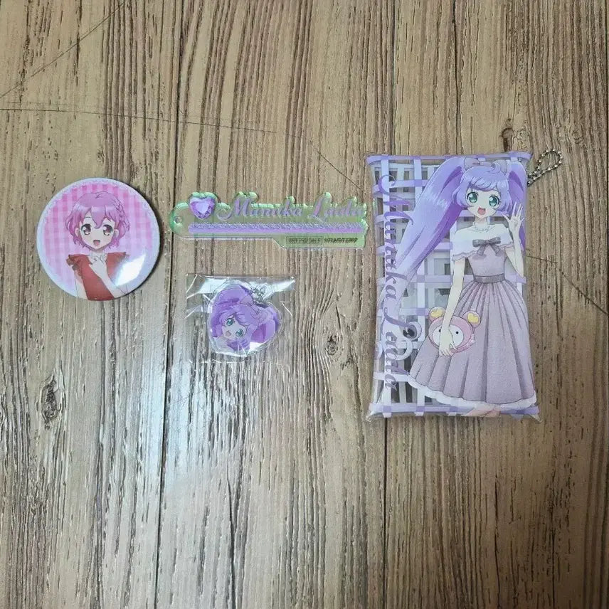 [BUNJANG] Pripara Collaboration Cafe Acrylic Keychain Pouch Bundle Set / 프리파라 콜라보 카페 캔뱃지 아크리 키링 파우치 일괄 라라 레오나