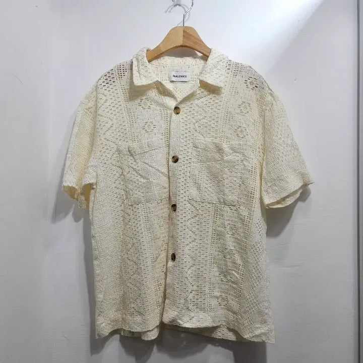 [BUNJANG] MALENKII Crocheted Short-Sleeve Shirt Ivory / 말렌키(MALENKII) 크로셰 반팔 셔츠, 아이보리