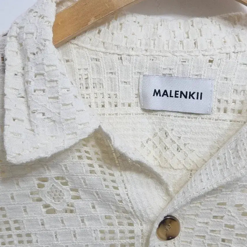 [BUNJANG] MALENKII Crocheted Short-Sleeve Shirt Ivory / 말렌키(MALENKII) 크로셰 반팔 셔츠, 아이보리