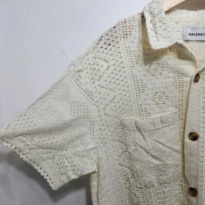 [BUNJANG] MALENKII Crocheted Short-Sleeve Shirt Ivory / 말렌키(MALENKII) 크로셰 반팔 셔츠, 아이보리
