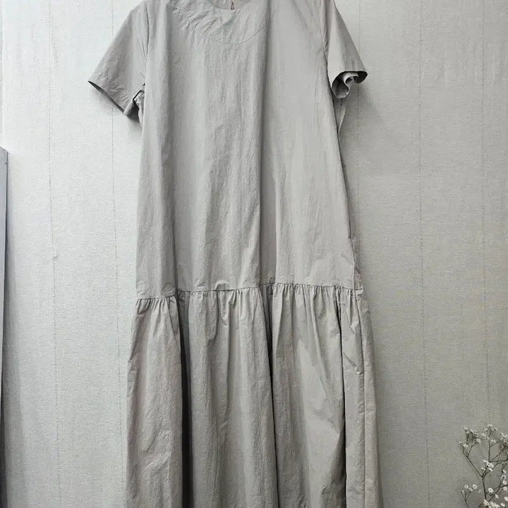 [BUNJANG] Beige Ruffle Long Dress - Free Size / 바스락 프릴 롱원피스 ~77