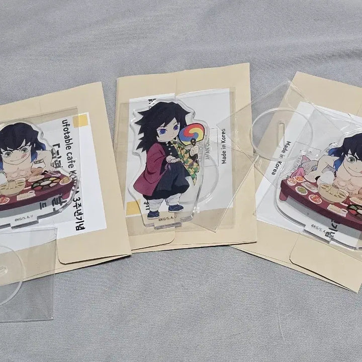 [BUNJANG] Ufotable Demon Slayer 3rd Anniversary Acrylic Standee - Giyu &amp; Inosuke / 귀멸의칼날 귀칼 유포테이블 3주년 아크릴 기유 이노스케