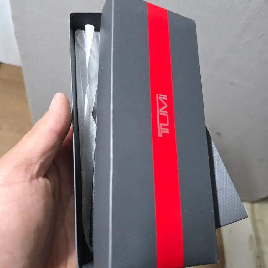 [BUNJANG] Tumi Black Leather Name Tag / TUMI 투미 블랙 가죽 네임택 새상품