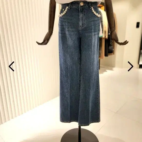 [BUNJANG] MOJO. S. FINE Pearl Detail Denim Bootcut Jeans / 모조에스핀 진주 데님 부츠컷 청바지