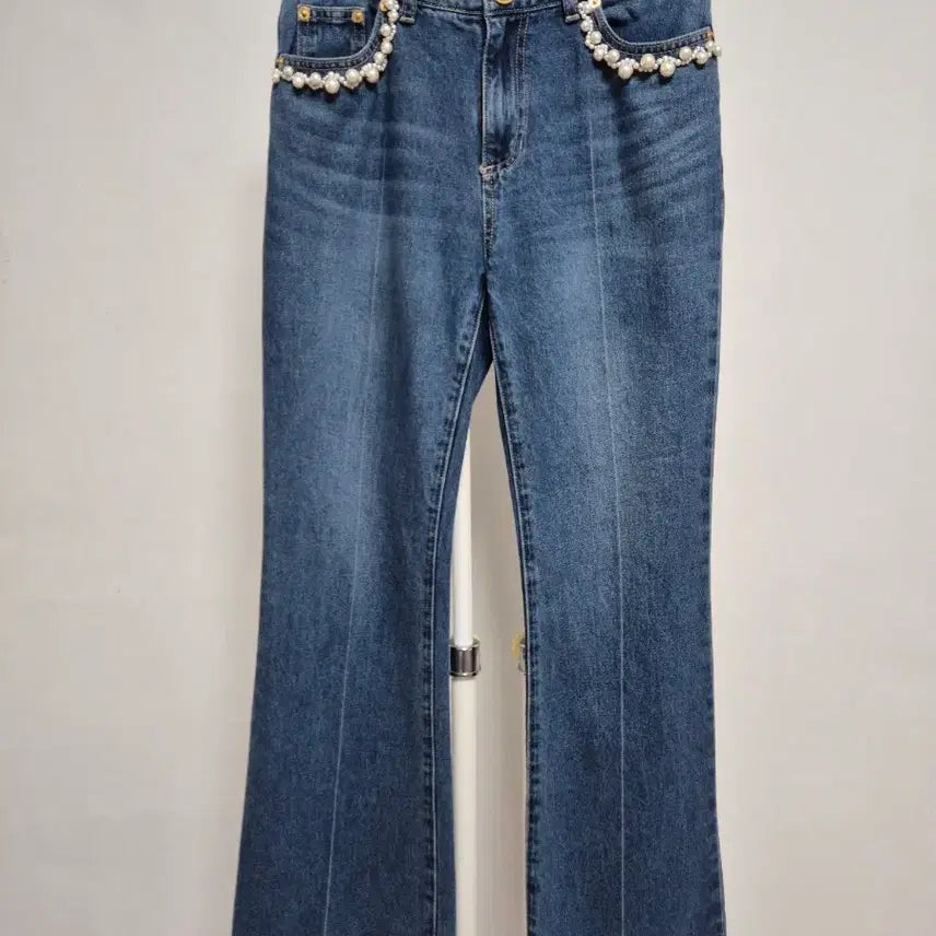 [BUNJANG] MOJO. S. FINE Pearl Detail Denim Bootcut Jeans / 모조에스핀 진주 데님 부츠컷 청바지