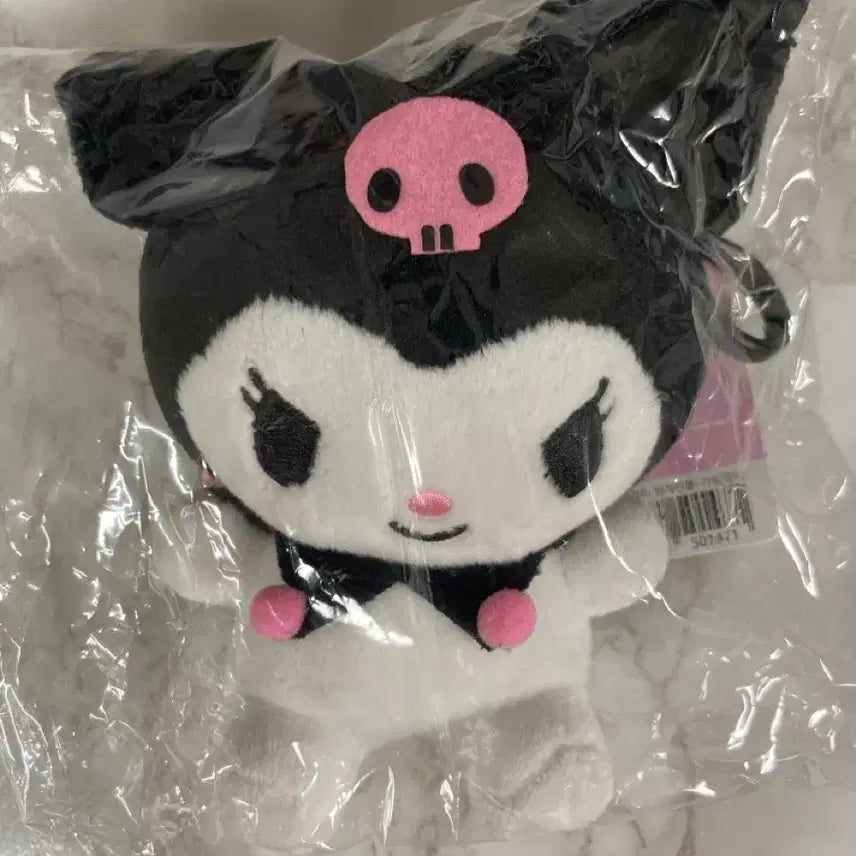 [BUNJANG] Kuromi Doll Keychain / 쿠로미 인형 키링