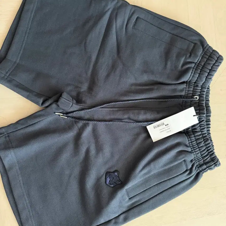 [BUNJANG] Maison Kitsuné Fox Head Patch Oversized Short Pants Dark Navy S / 메종키츠네 폭스 헤드 숏팬츠 다크네이비 오버핏 S