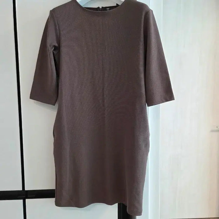 [BUNJANG] Uniqlo Brown 7-Sleeve Midi Dress / 유니클로 브라운 7부 원피스 M