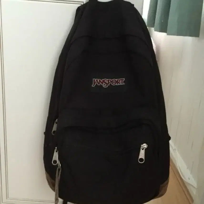 [BUNJANG] JanSport Black Backpack Bag / 잔스포츠 검정색 백팩 가방