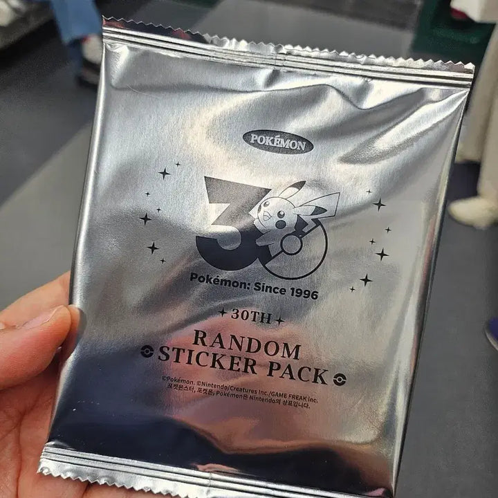 [BUNJANG] Pokemon 30th Anniversary Logo Sticker Sealed / 포켓몬 30주년 로고 스티커 미개봉