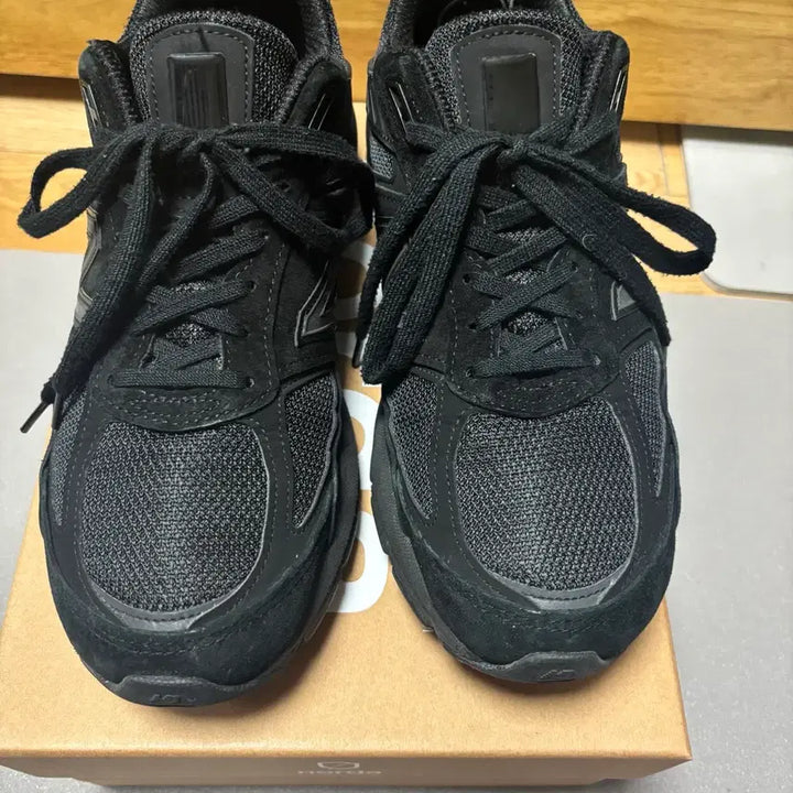 [BUNJANG] New Balance 990v5 Triple Black / [270] 뉴발란스 990v5 트리플블랙