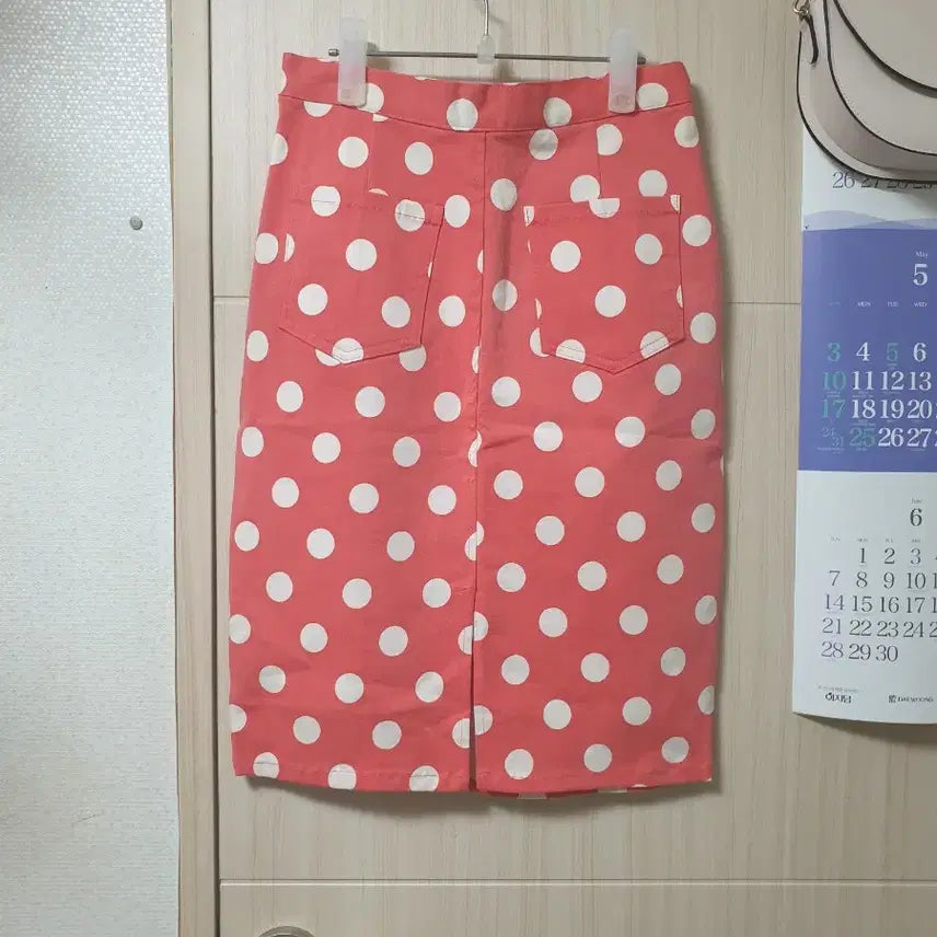 [BUNJANG] Spicy Color Polka Dot Skirt / 스파이시컬러 땡땡이 치마