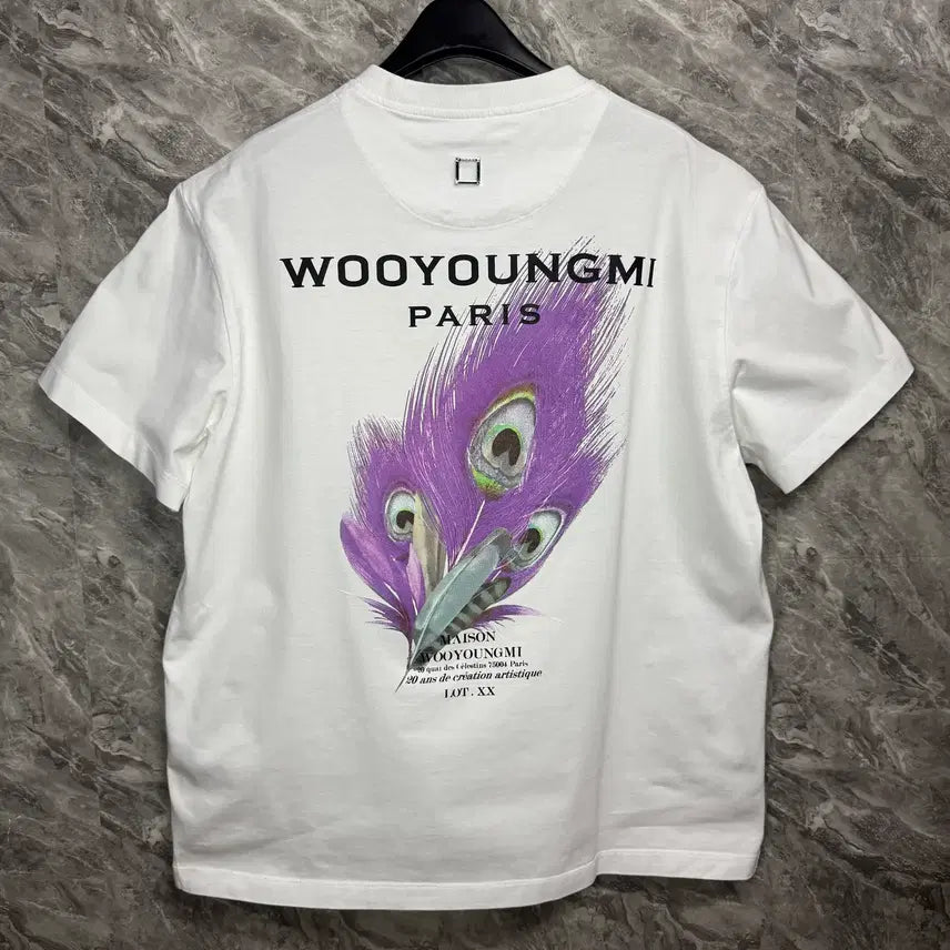 [BUNJANG] Wooyoungmi Feather Back Logo T-Shirt White / [44] 우영미 깃털 백로고 반팔 화이트