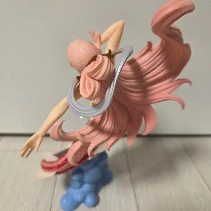 [BUNJANG] Banpresto BWFC One Piece Princess Shirahoshi Figure / 반프레스토 BWFC 원피스 시라호시 공주 피규어