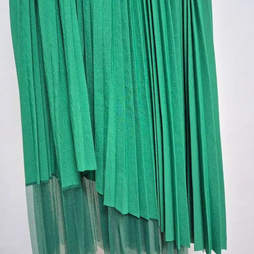 [BUNJANG] Plastic Island Asymmetrical Pleated Skirt Green / 플라스틱아일랜드 언발 플리츠 스커트 그린