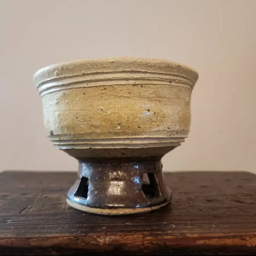 [BUNJANG] Hagi Ware Iya-Bo Kōzoku-hai (High-Footed Cup) with Brushstroke Decoration / 하기야키 귀얄 고족배 ,마상배